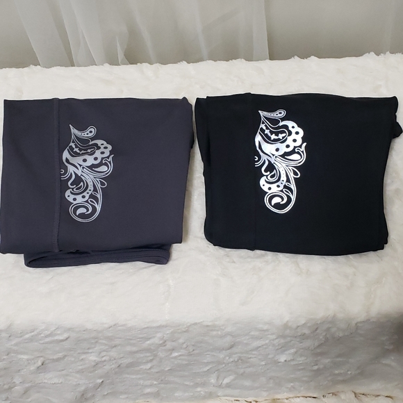 Qty (2) Athleta Sz Small Style 862108 Reflective Crop Leggings - Picture 15 of 16